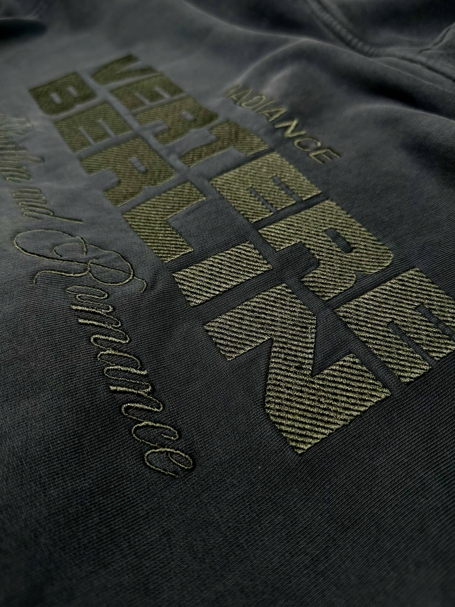 RADIANCE HOODIE - WASHED BLACK