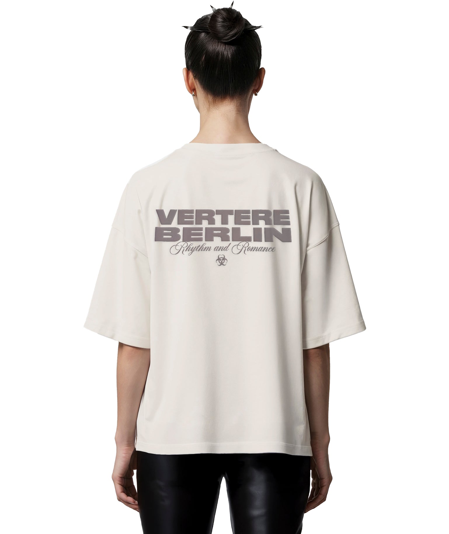 gender:FEMALE MODEL