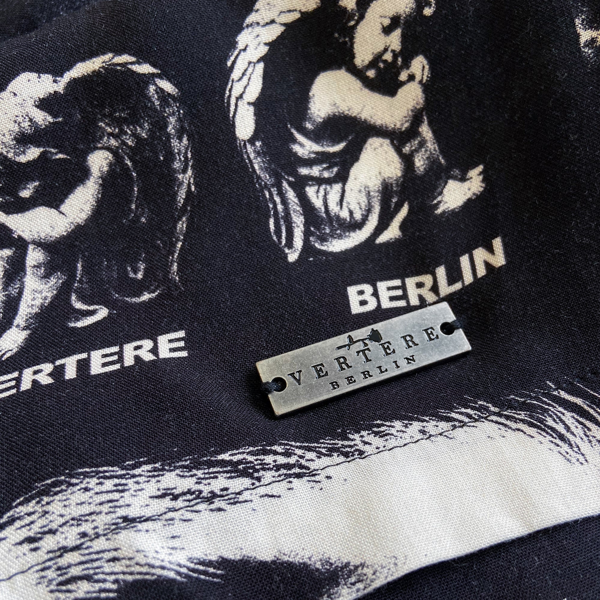 MONOGRAM VISCOSE SHORTS - BASIC PATTERN BLACK – Vertere Berlin