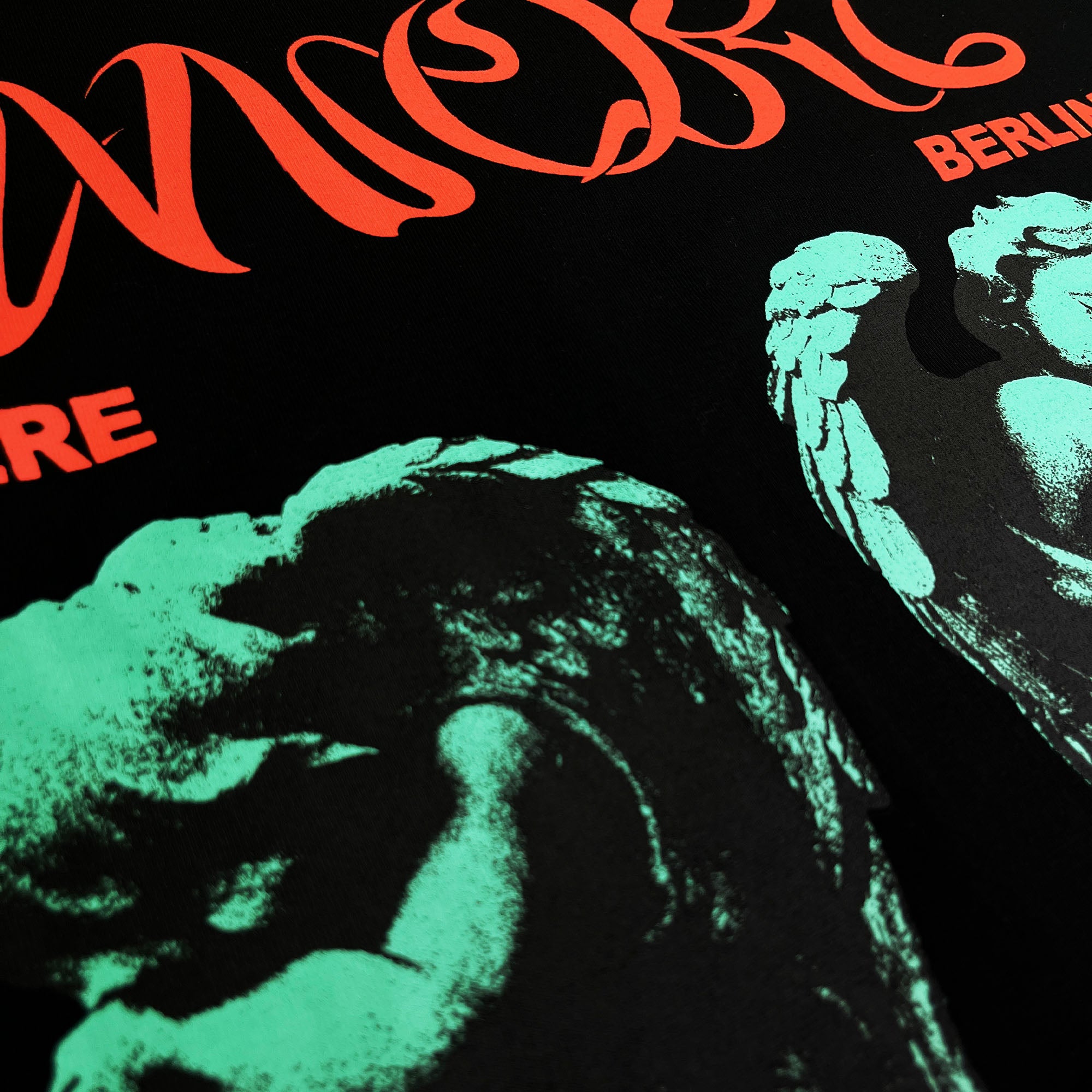 AMORE T-SHIRT - BLACK
